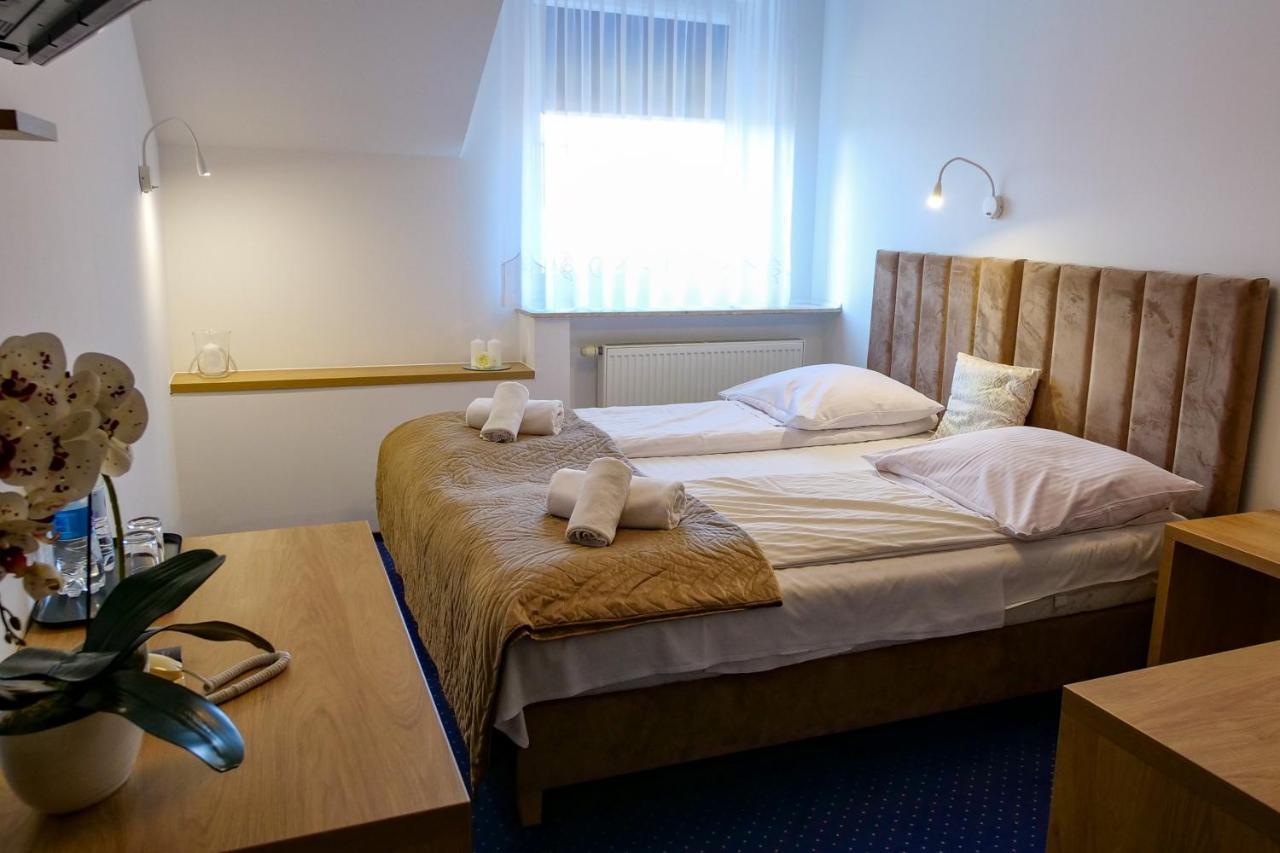 Hotel Duet Chelm Ngoại thất bức ảnh