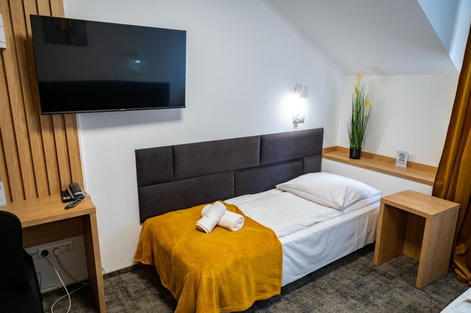 Hotel Duet Chelm Ngoại thất bức ảnh
