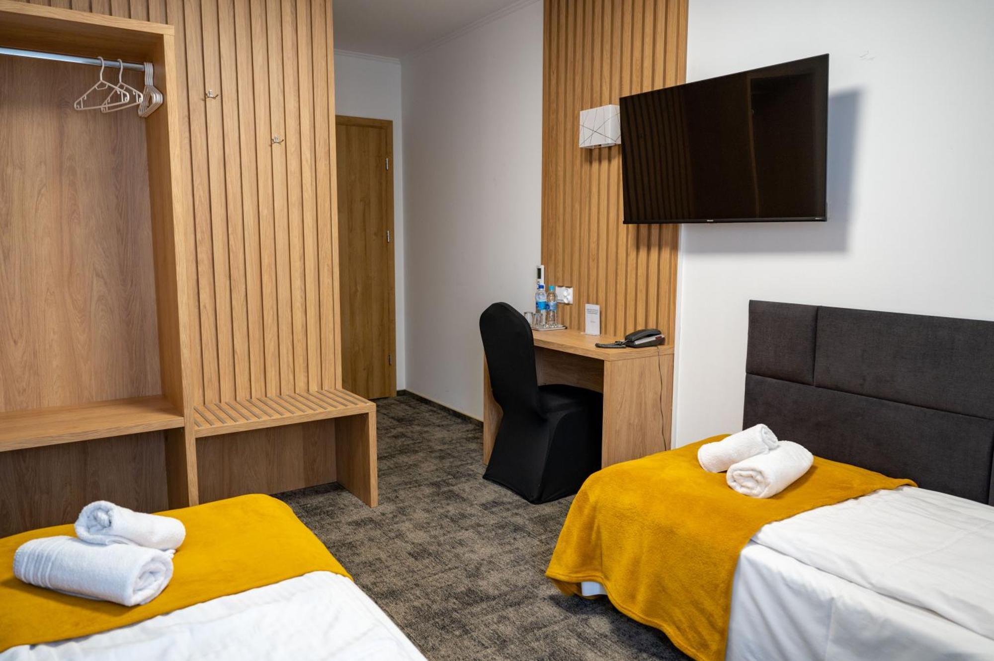 Hotel Duet Chelm Ngoại thất bức ảnh