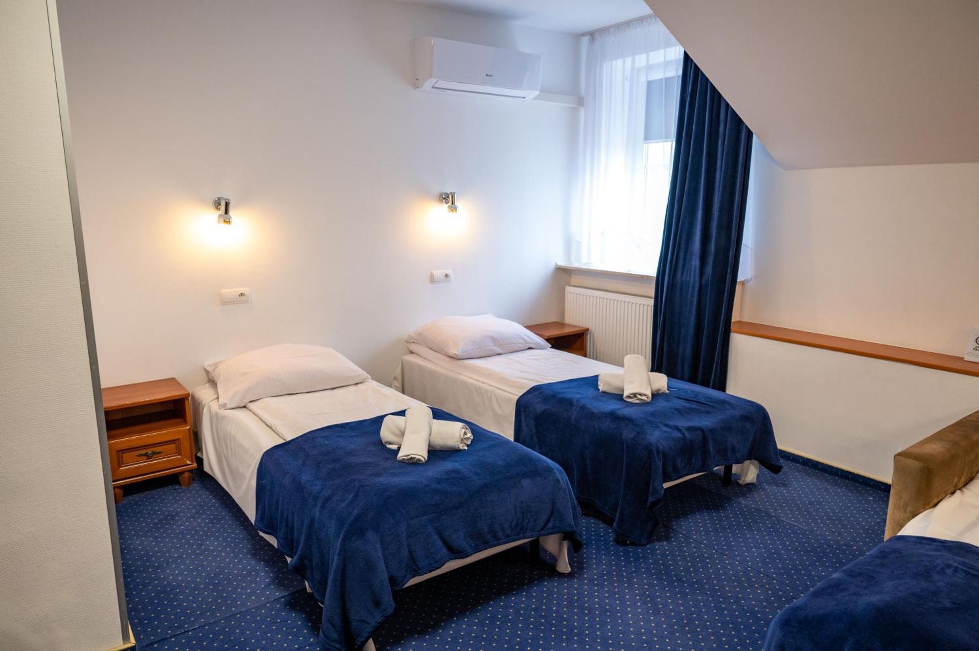 Hotel Duet Chelm Ngoại thất bức ảnh