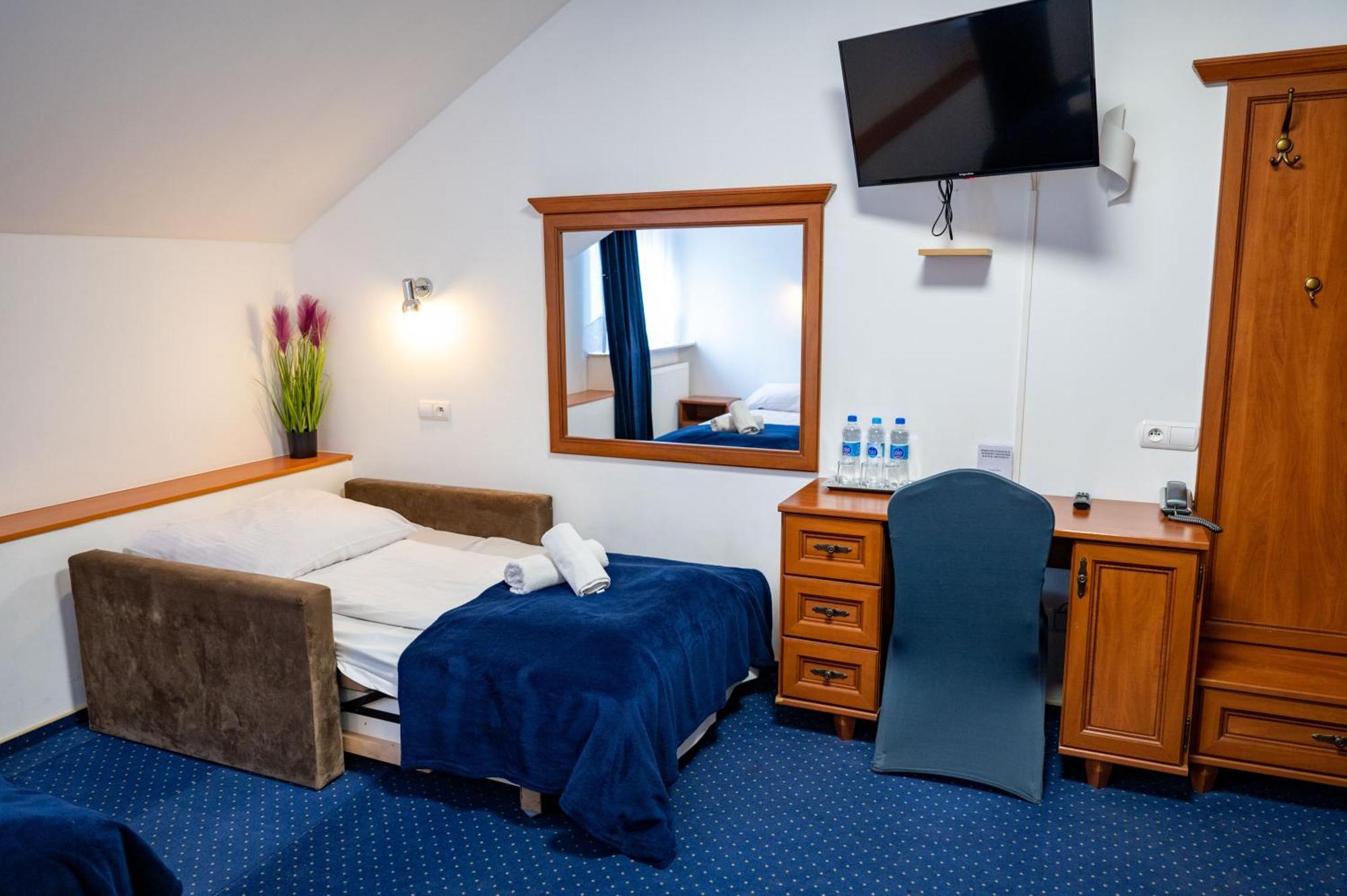 Hotel Duet Chelm Ngoại thất bức ảnh