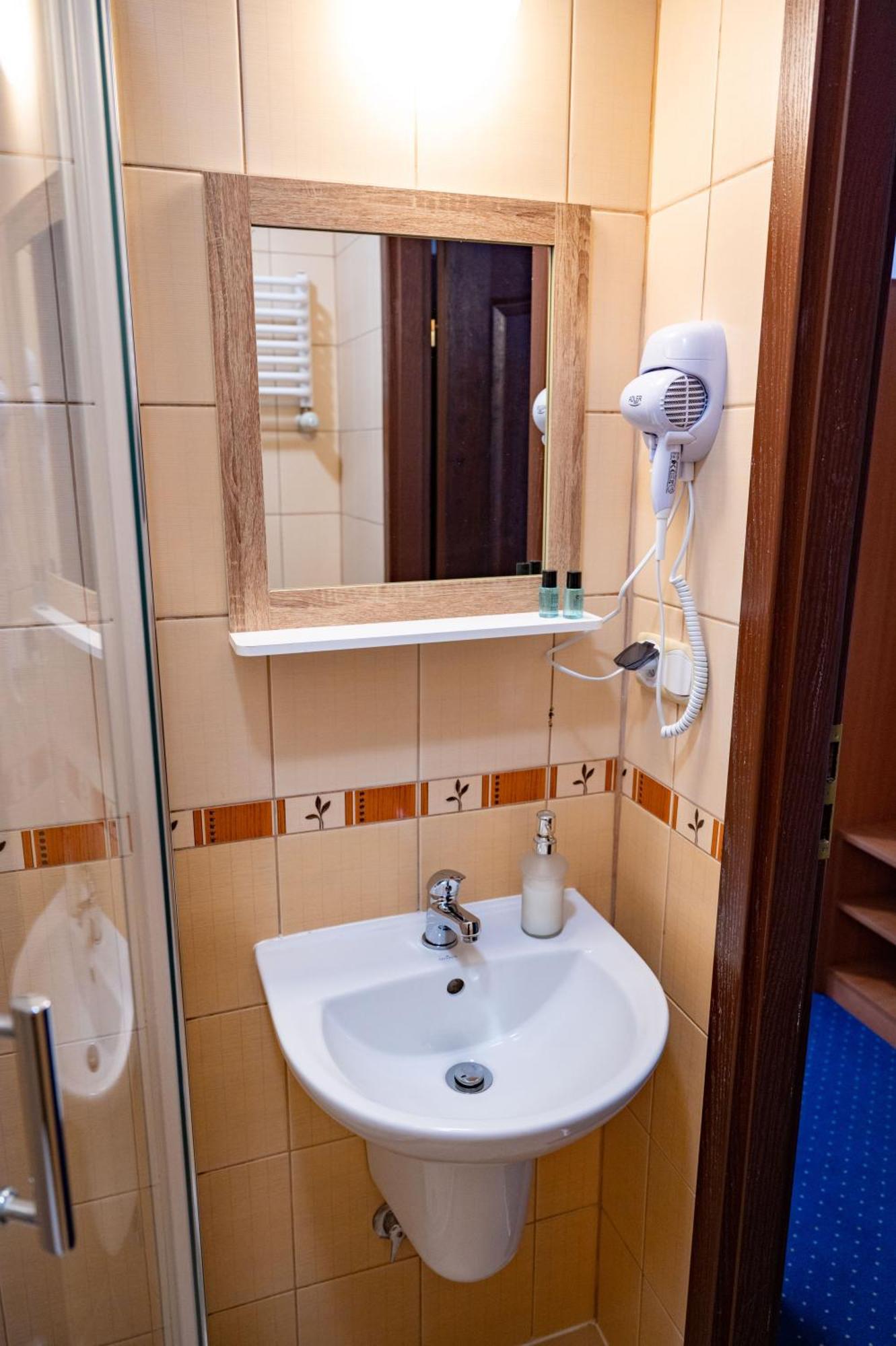Hotel Duet Chelm Ngoại thất bức ảnh