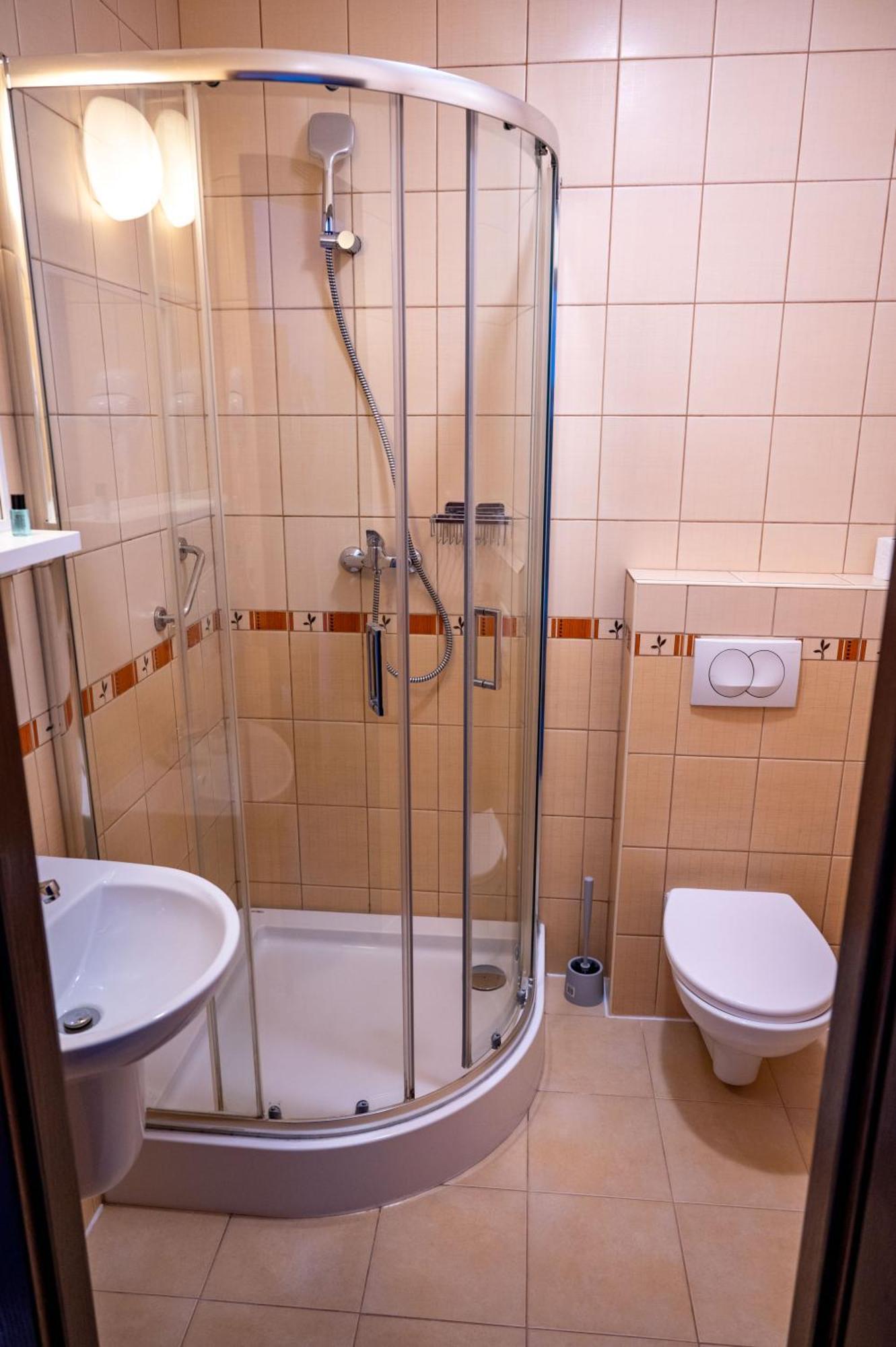 Hotel Duet Chelm Ngoại thất bức ảnh