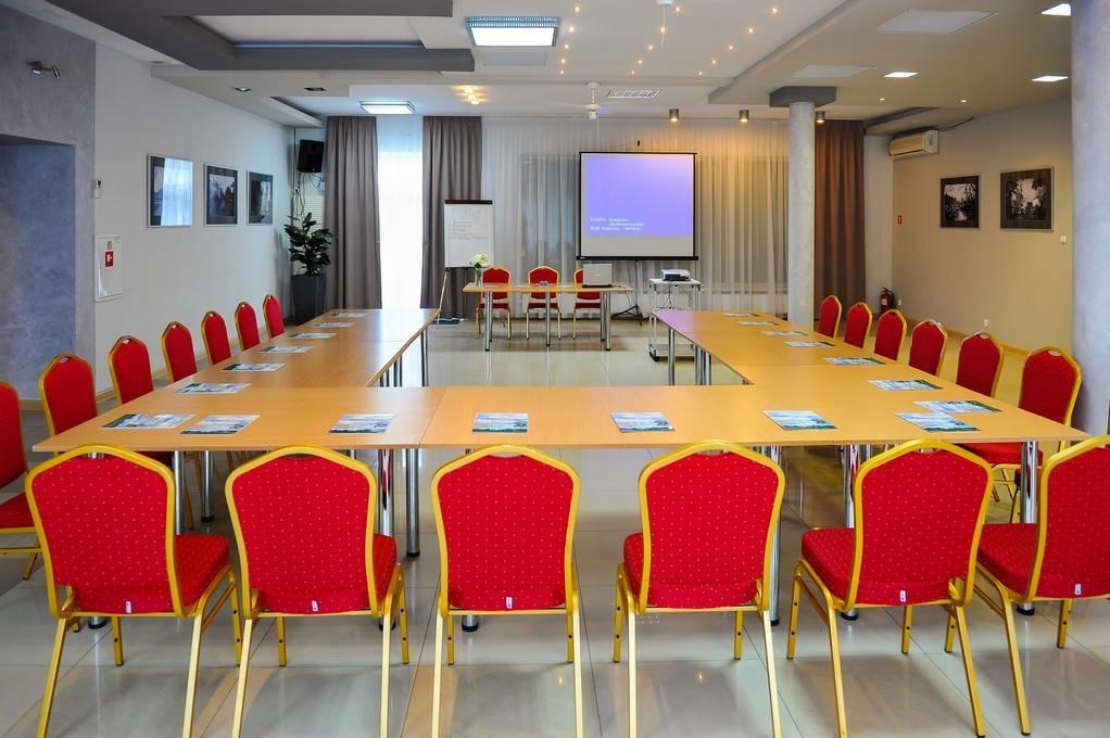 Hotel Duet Chelm Ngoại thất bức ảnh